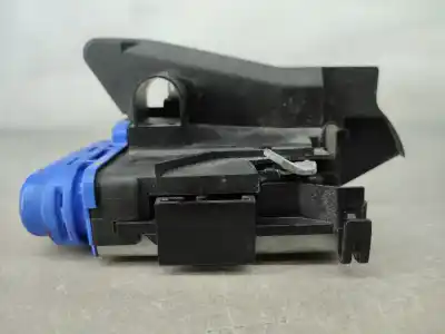 Автозапчастина б/у замок заднього правого дверя для audi a3 (8l1) 1.9 tdi посилання на oem iam 8d0839016a  