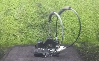 Second-hand car spare part rear right door lock for chevrolet spark (m300) 1.0 oem iam references 