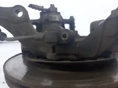 Second-hand car spare part front left knuckle for opel corsa c (x01) 1.2 twinport (f08 f68) oem iam references   
