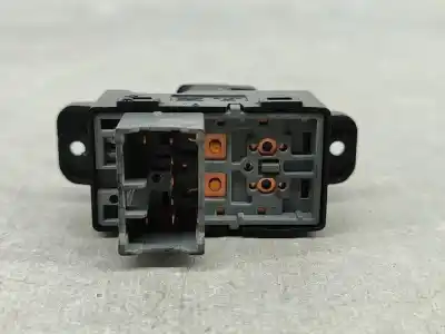 Автозапчастина б/у передній правий віконний вимикач для hyundai i20 ii (gb, ib) 1.2 посилання на oem iam 299140231  