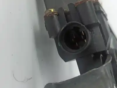 Pezzo di ricambio per auto di seconda mano alzacristalli anteriore sinistro per renault scénic i monospace (ja0/1_, fa0_) 1.9 dti (ja1u) riferimenti oem iam 400733t2  