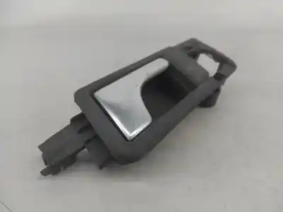 Автозапчасти б/у внутри передней правой ручки за audi a2 (8z0) 1.4 ссылки oem iam 6z0839020  