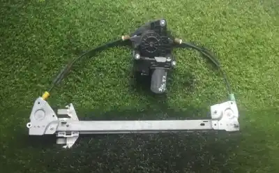 Peça sobressalente para automóvel em segunda mão elevador de vidros dianteira esquerda por toyota yaris (_p1_) 1.0 (scp10_) referências oem iam 