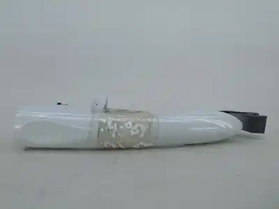 Peça sobressalente para automóvel em segunda mão puxador exterior traseiro esquerdo por renault megane iii (bz0_) 1.5 dci (bz1g. bz1w. bz0r) gasóleo 2009 5p referências oem iam 