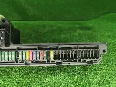 Second-hand car spare part fuse box unit for bmw 5 (e60) 520 i oem iam references 6114693245201  