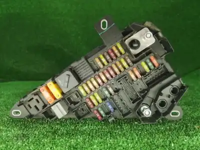 Second-hand car spare part fuse box unit for bmw 5 (e60) 520 i oem iam references 6906603  