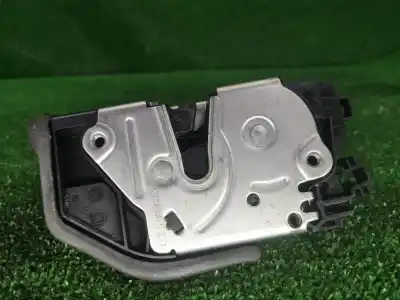 Second-hand car spare part left front door lock for bmw 5 (e60) 520 i oem iam references 7202143  