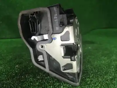 Pezzo di ricambio per auto di seconda mano serratura porta posteriore sinistra per bmw 5 (e60) 520 i riferimenti oem iam 7036171