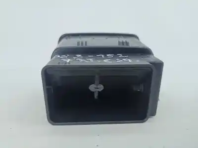 Pièce détachée automobile d'occasion grille d'aération pour audi a3 (8l1) 1.6 références oem iam   