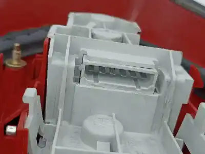 Автозапчасти б/у левый задний фонарь за audi a3 (8l1) 1.6 ссылки oem iam 8l0945095a  