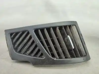 Peça sobressalente para automóvel em segunda mão GRELHA / DIFUSOR DE AR por BMW 1 (E87)  Referências OEM IAM   