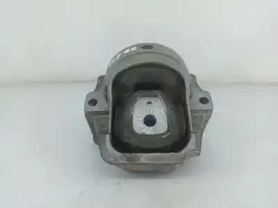 Second-hand car spare part engine support for audi a4 b8 avant (8k5) 2.0 tdi oem iam references 8r0199381