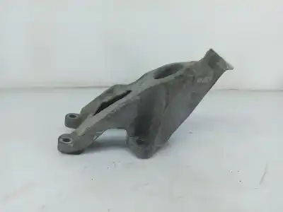 Second-hand car spare part engine support for audi a4 b8 avant (8k5) 2.0 tdi oem iam references 8k0199307be  