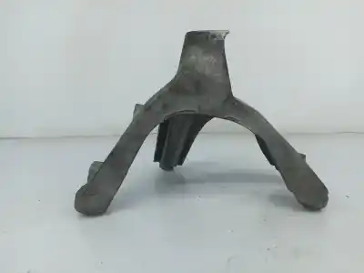 Second-hand car spare part engine support for audi a4 b8 avant (8k5) 2.0 tdi oem iam references 8k0199308be  