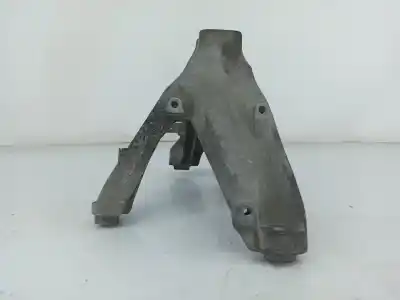 Second-hand car spare part engine support for audi a4 b8 avant (8k5) 2.0 tdi oem iam references 8k0199308be  