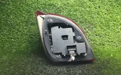 Pezzo di ricambio per auto di seconda mano luci posteriori destra per ford fiesta iv (ja_, jb_) 1.25 i 16v riferimenti oem iam   