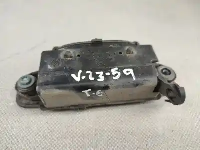 Автозапчастина б/у завнішня ручка задня ліва для audi a4 b5 avant (8d5) 2.5 tdi посилання на oem iam 4a0839205  