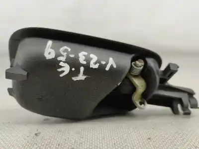 Автозапчасти б/у левая задняя внутренняя ручка за audi a4 b5 avant (8d5) 2.5 tdi ссылки oem iam 8d0839019  