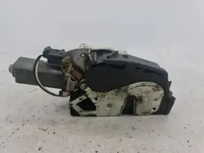 Second-hand car spare part left front door lock for bmw 7 (e65, e66, e67) 730 d oem iam references 7028905  