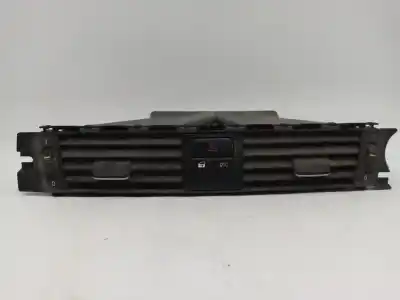 Second-hand car spare part air ventilation grille for bmw 3 (e90) 318 d oem iam references 642291304649
