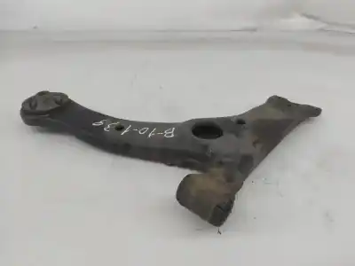 Second-hand car spare part left front suspension arm for toyota corolla verso (e12) 1.8 linea sol oem iam references 
