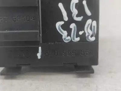 Автозапчастина б/у передні вікний вмикач для audi a3 (8l1) 1.6 посилання на oem iam 8l0959851  