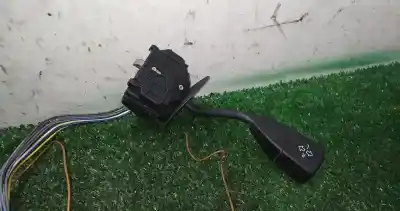 Pièce détachée automobile d'occasion commande de clignotants pour bmw 3 (e36) r620 gasolina 1993 4p références oem iam 011003  