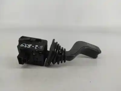 Second-hand car spare part indicator switch for opel corsa c (x01) 1.2 (f08 f68) oem iam references 12268700  