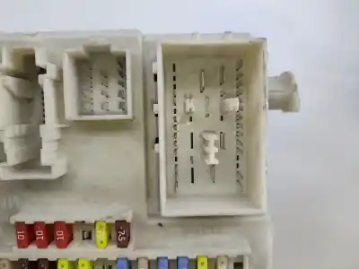 Peça sobressalente para automóvel em segunda mão caixa de fusíveis e relés por ford c-max (dm2) 2.0 tdci referências oem iam 4m5t14a073df  