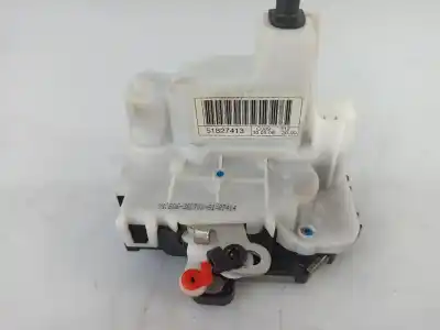 Peça sobressalente para automóvel em segunda mão fechadura da porta dianteira esquerda por fiat 500 (312_) 1.2 (312axa1a) referências oem iam 51827413