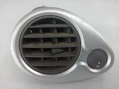 Tweedehands auto-onderdeel beluchting grille voor renault clio iii (br0/1, cr0/1) 1.5 dci (c/br0g c/br1g) oem iam-referenties 