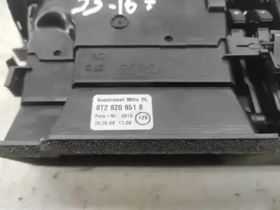 Автозапчастина б/у аераційна решіта для audi a4 b7 (8ec) 2.7 tdi посилання на oem iam 8t2820951b  