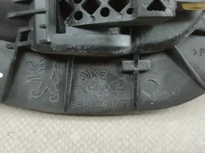 Автозапчастина б/у ліва задня внутрішня ручка для peugeot 406 (8b) 2.0 hdi 90 посилання на oem iam 9642248777  