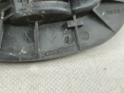 Автозапчастина б/у ліва передня внутрішня ручка для peugeot 406 (8b) 2.0 hdi 90 посилання на oem iam 9616307577  