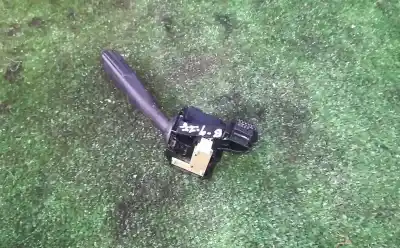 Second-hand car spare part indicator switch for seat leon (1p1) 2.0 tdi oem iam references   