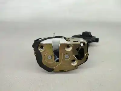 Автозапчасти б/у замок задней левой двери за mazda 2 (dy) gasolina 2004 5p ссылки oem iam 6pinos  