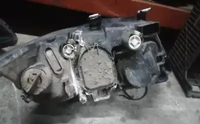 Peça sobressalente para automóvel em segunda mão farol / farolim esquerdo por bmw 3 (e90) 318 d referências oem iam   