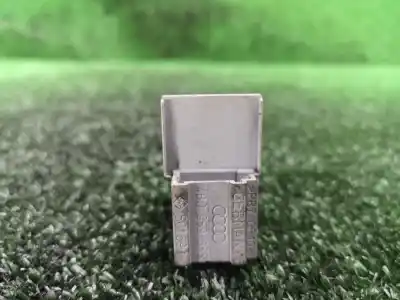 Автозапчастина б/у передній правий віконний вимикач для audi a3 (8l1) 1.9 tdi посилання на oem iam 4b0959855  