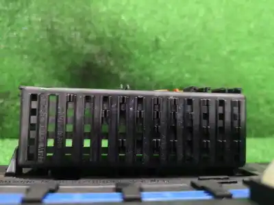 Second-hand car spare part fuse box unit for bmw 3 touring (e46) 320 i oem iam references 8364540  