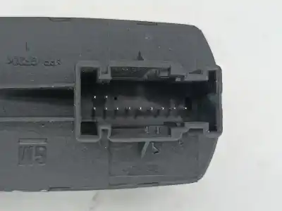 Автозапчастина б/у передні вікний вмикач для opel corsa d (s07) 1.4 (l08 l68) посилання на oem iam 13258521aa  