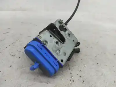 Автозапчастина б/у замок дверей заднього лівого для audi a4 b5 (8d2) 1.9 tdi посилання на oem iam 8d0839015