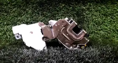 Peça sobressalente para automóvel em segunda mão fechadura da porta dianteira esquerda por seat leon (1m1) 1.6 referências oem iam 8055301u06