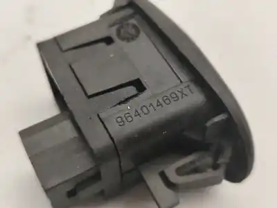 Peça sobressalente para automóvel em segunda mão botão / interruptor elevador vidro dianteiro esquerdo por citroen c3 i (fc_, fn_) 1.1 i referências oem iam 96401469xt  