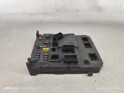 Peça sobressalente para automóvel em segunda mão caixa de fusíveis e relés por citroen c3 i (fc_, fn_) 1.1 i referências oem iam 9649811  