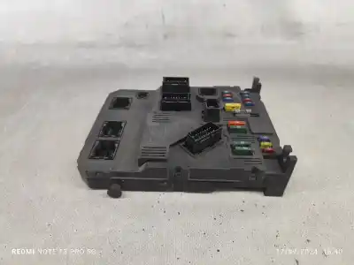 Peça sobressalente para automóvel em segunda mão caixa de fusíveis e relés por citroen c3 i (fc_, fn_) 1.1 i referências oem iam 9649811  