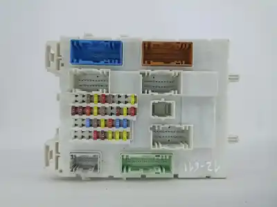 Pezzo di ricambio per auto di seconda mano scatola relè/fusibili per ford focus iii 1.6 tdci riferimenti oem iam dv6t14a073bk