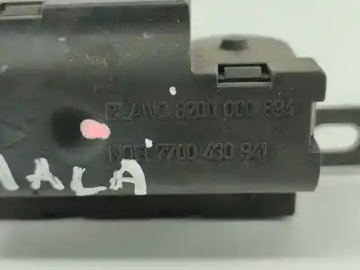 Автозапчастина б/у замок багажника / ворот для renault megane scenic (ja0/1_) 1.4 i (ja0e) посилання на oem iam 8200000894 / oculo traseiro  