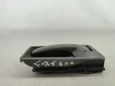 Автозапчастина б/у ліва передня внутрішня ручка для opel corsa a fastback (s83) 1.0 (f08, m08, f68, m68) посилання на oem iam   