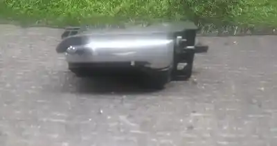 Peça sobressalente para automóvel em segunda mão puxador interior dianteiro esquerdo por toyota corolla sedán (_e12_) 1.6 vvt-i (zze121_) referências oem iam 