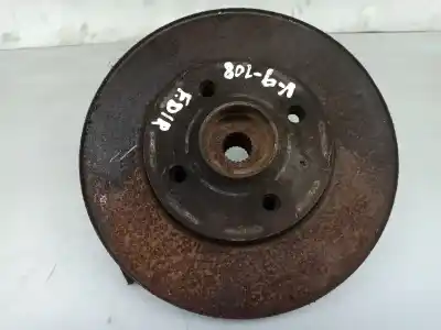 Pezzo di ricambio per auto di seconda mano attacco anteriore destro per seat inca (6k9) 1.9 d cl familiar riferimenti oem iam 